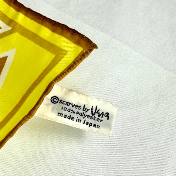 Vintage Vera Scarf Yellow Gold Arrowheads Polyester Japan 14X43in Excellent Gift - Picture 9 of 9